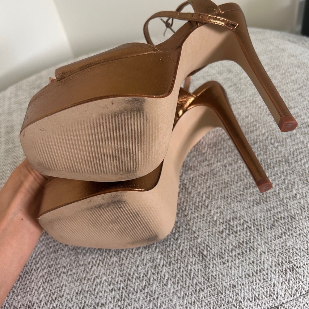 Platform heels - Picture 3 of 3